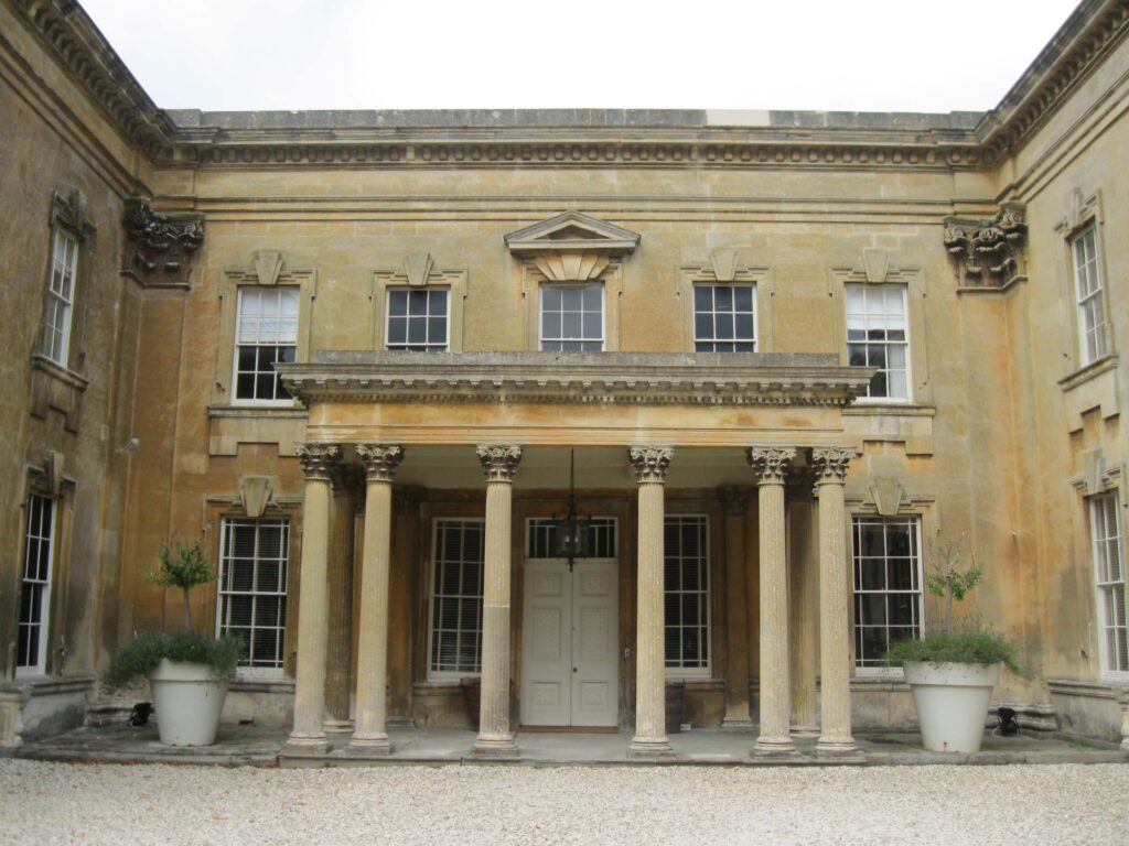 Dowdeswell Court House